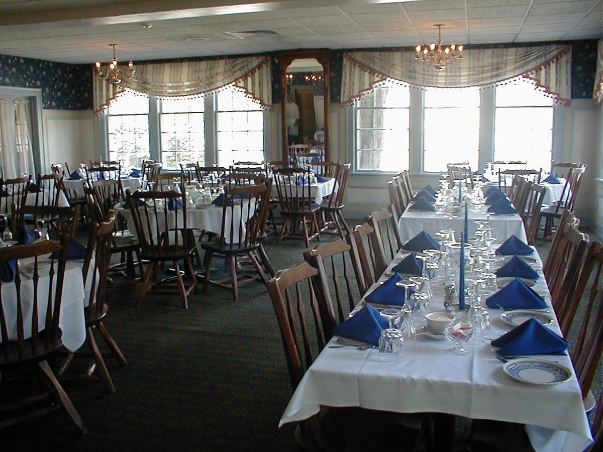 Rider'S Inn Painesville Bagian luar foto